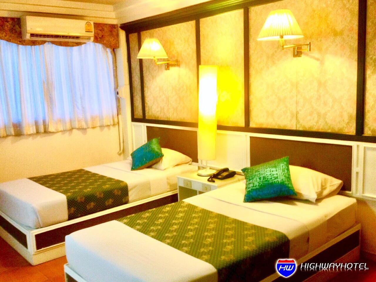 Highway Hotel Chiang Mai Exteriör bild